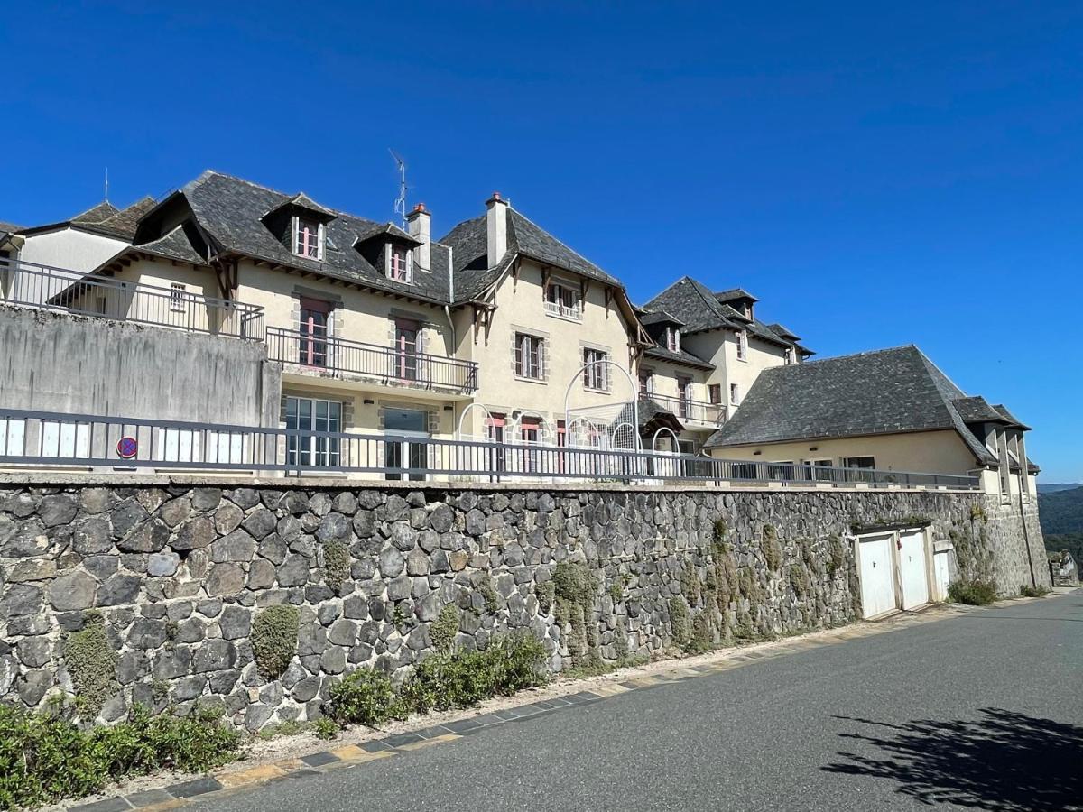 Gite De Sejour Haut 2 Gammes Saint-Hippolyte  Exterior photo